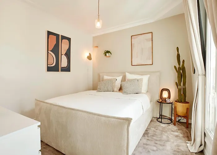 Boulevard Ney - 18th - Ney 6 * Paris