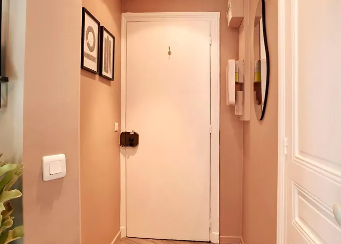 Boulevard Ney - 18th - Ney 6 * Paris